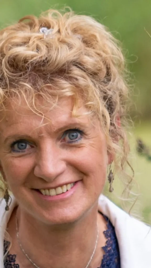 Rian van den Berg - HypnoBirthing docent Riethoven